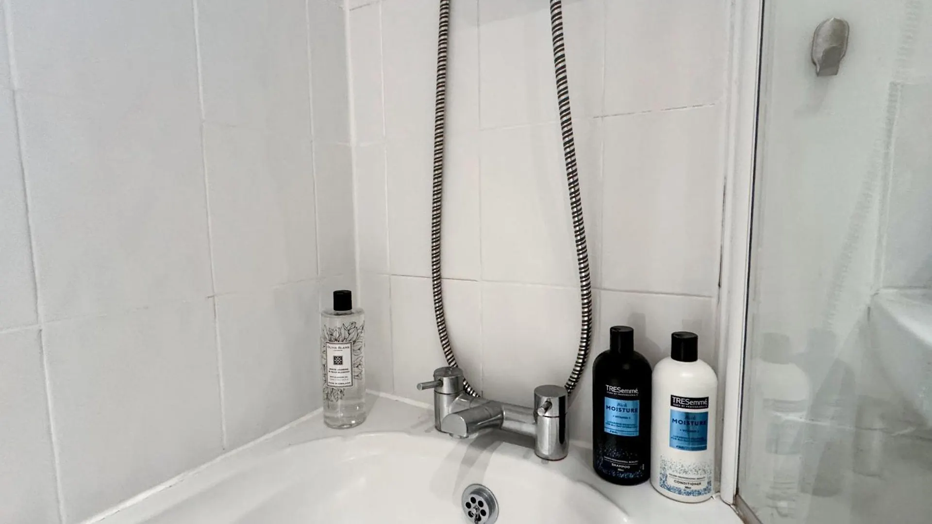 Arthurs Penthouse - Central Edinburgh Leith Walk 2-Storey Apartment - Free Parking & Fast Wifi Regno Unito