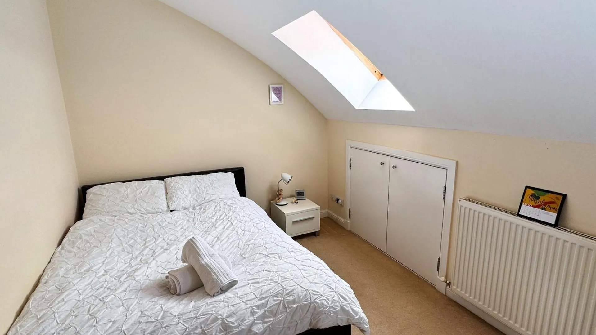 Arthurs Penthouse - Central Edinburgh Leith Walk 2-Storey Apartment - Free Parking & Fast Wifi